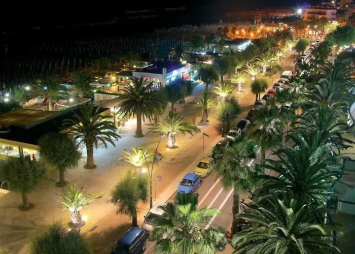 Διαμέρισμα Accogliente Ristrutturato Letizia Σαν Μπενεντέτο ντελ Τρόντο