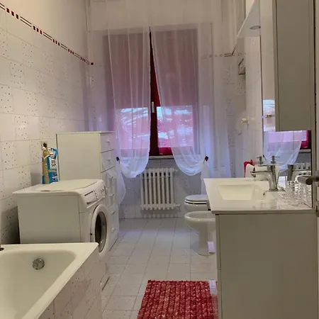 Accogliente Ristrutturato Letizia アパート *